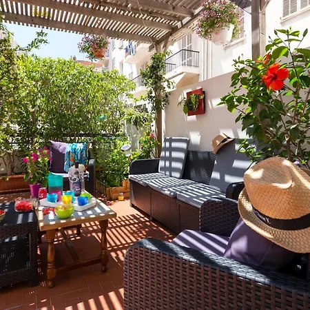 Alloggio in famiglia Centre - Terrasse Privee - Espaces Communs Partages *